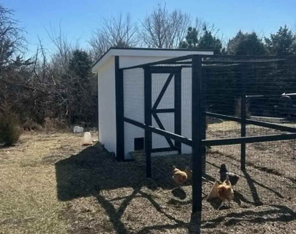 Custom outdoor shed and storage structure built in Lincoln, NE area