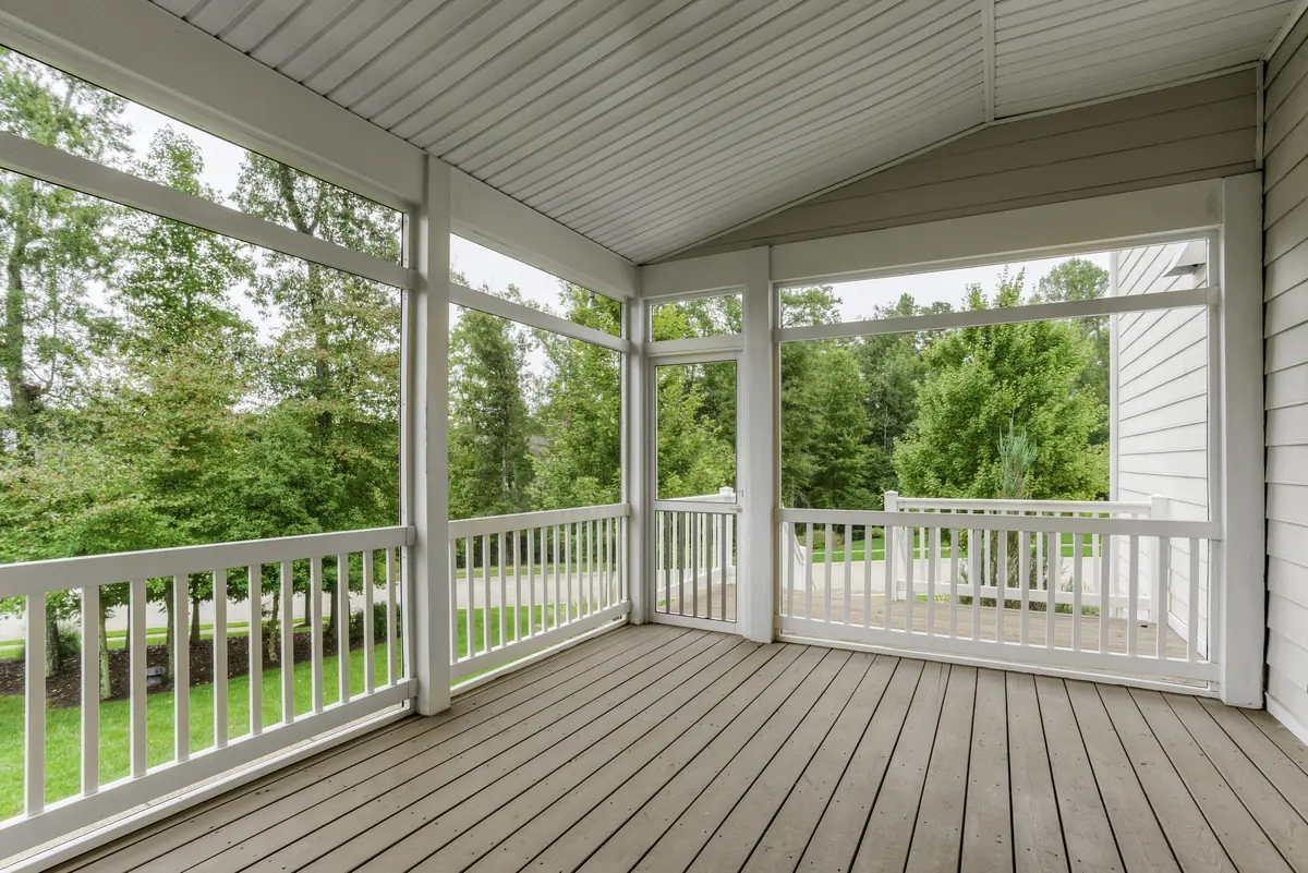Deck building and remodeling services in South Lincoln, NE