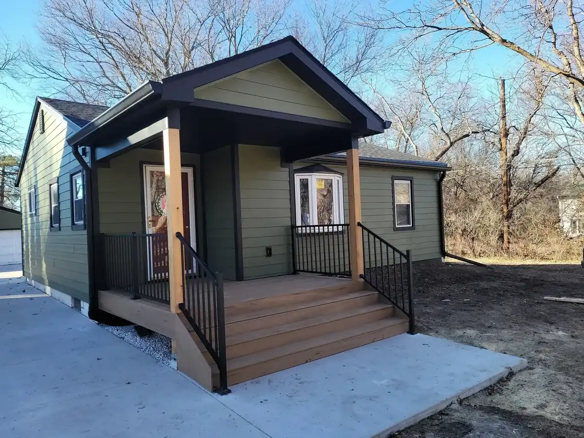 Deck repair project in Lincoln, NE
